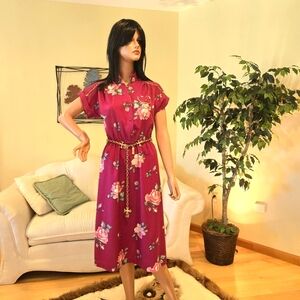 Vintage Jackie O Short Sleeve Burgundy Print Dress, Gold Trim, Size 11